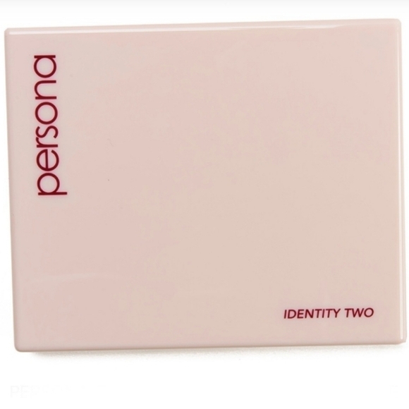 PERSONA COSMETICS IDENTITY TWO EYESHADOW PALETTE. - Picture 8 of 12